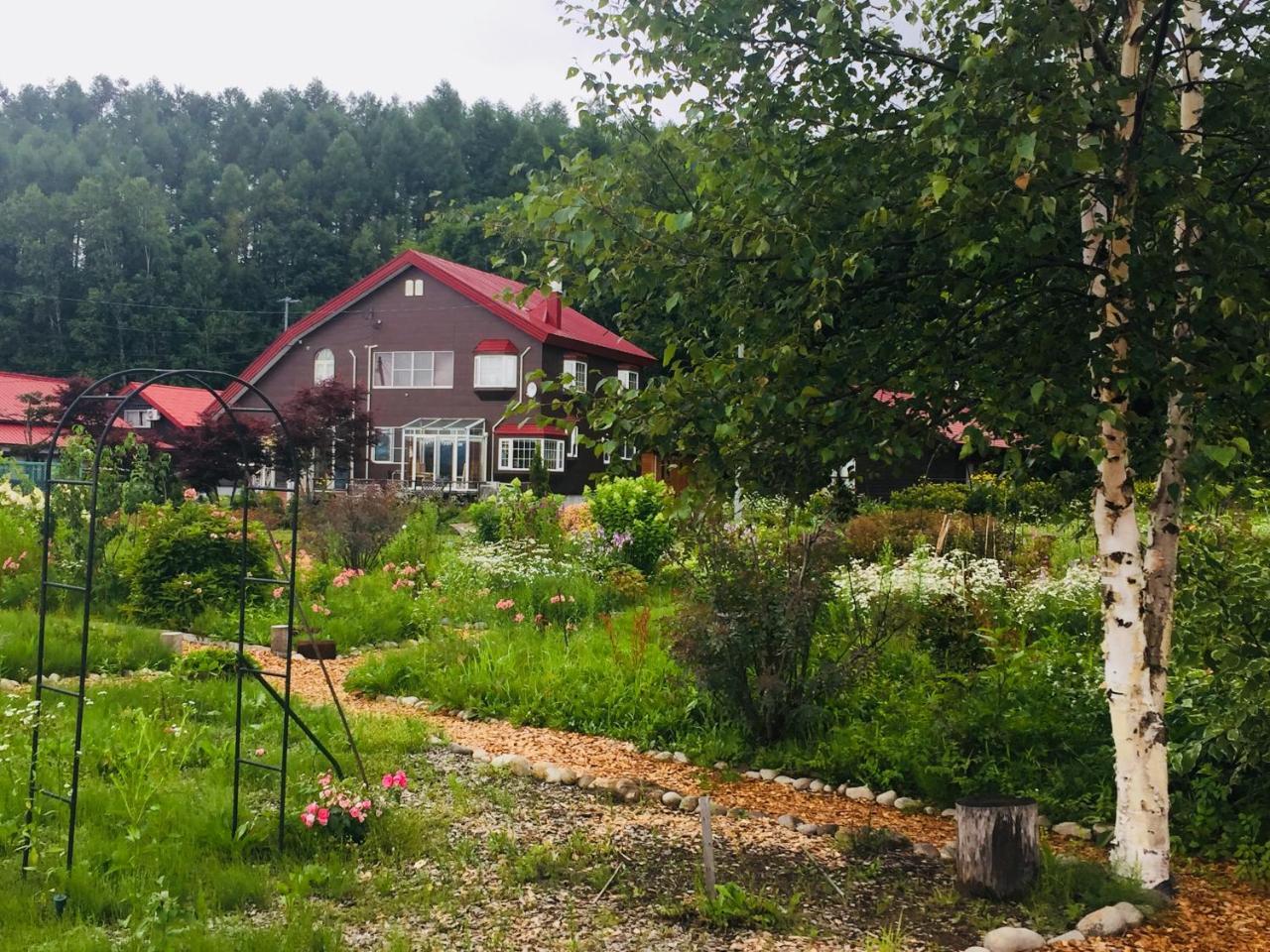 Natsumi No Sato Hotell Biei Eksteriør bilde